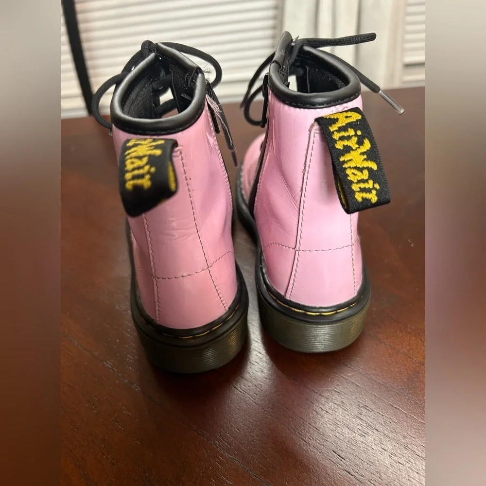 Dr. Martens bold pink
